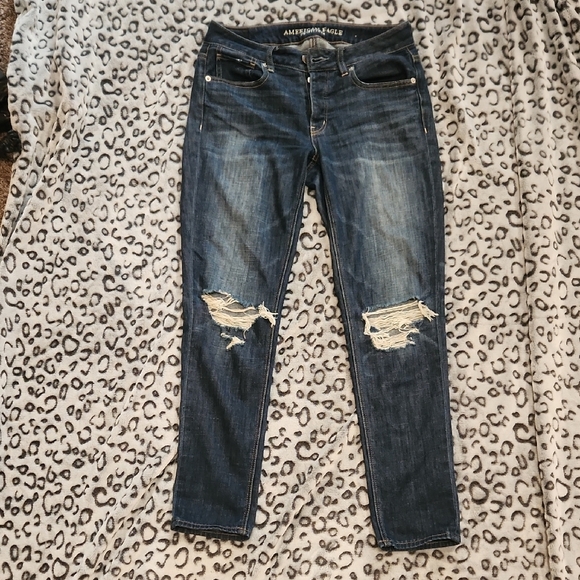 American Eagle Outfitters Women's Dark Blue Ripped Jeans - Picture 1 of 2